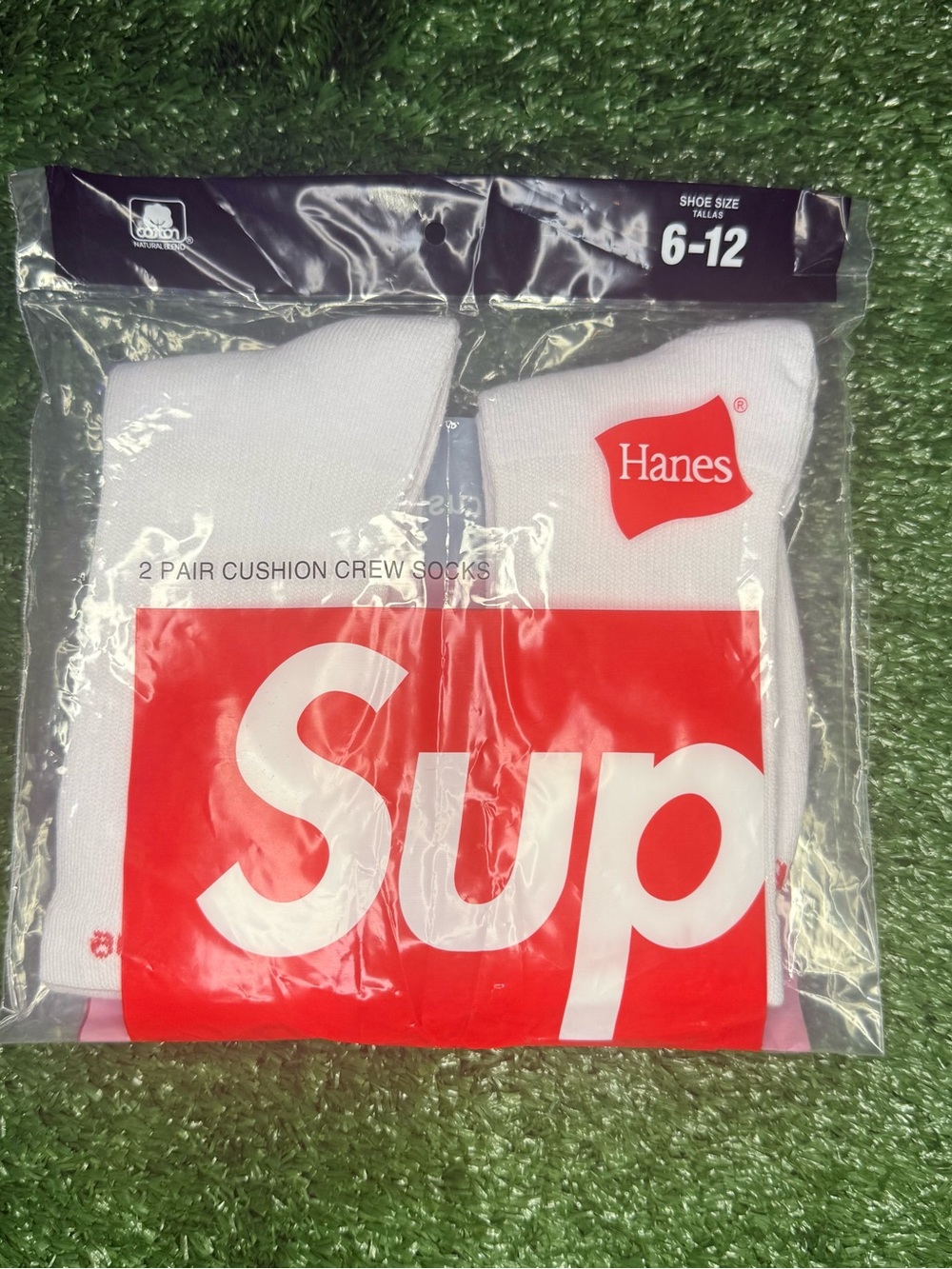 Supreme White & Red Crew Athletic Socks - 2 Pair Pack